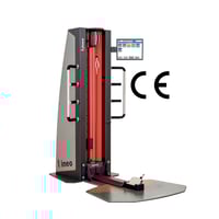 Kineo Globus Pulley Squat: Two workstations for performing full body exercises