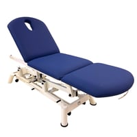 Hydraulic examination table: three sections, chair type, with roll holder, face plug and retractable wheels, Standard upholstery (62 x 184 cm) - DISPLAY