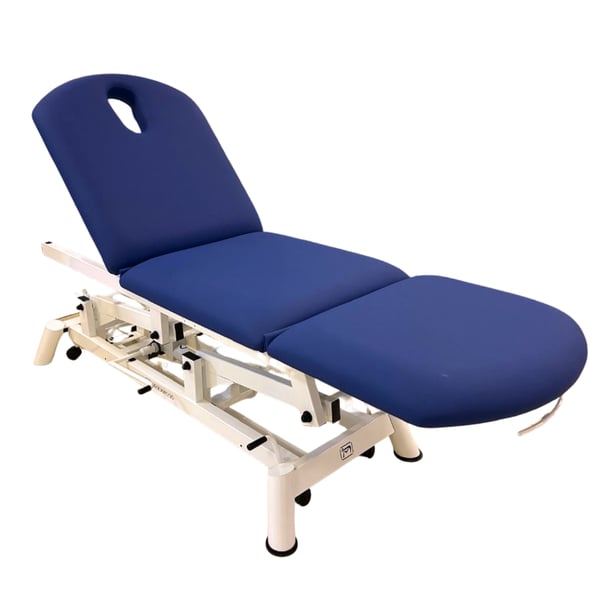 Hydraulic examination table: three sections, chair type, with roll holder, face plug and retractable wheels, Standard upholstery (62 x 184 cm) - DISPLAY