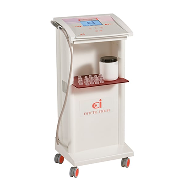 Deep Clean microdermabrasion equipment. Cleaning and deep skin renewal