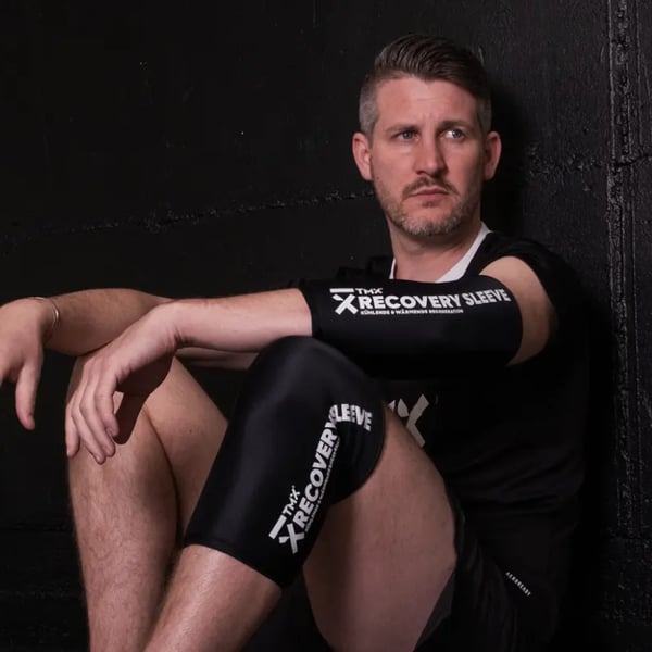 TMX® Therapeutic Compression Sleeve with Hot and Cold Therapy. Size XL: For large muscle groups such as thighs and calves