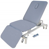 Kinefis Excellent three-body electric stretcher 194 x 70 cm with retractable wheels. Optimal balance in robustness - price - aesthetics Kinefis Excellent three-body electric stretcher 194 x 70 cm with retractable wheels. Optimal balance in robustness - price - aesthetics
