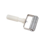 Steel Roller (20 x 135 mm): Ideal for dermatological treatments and foot reflexology