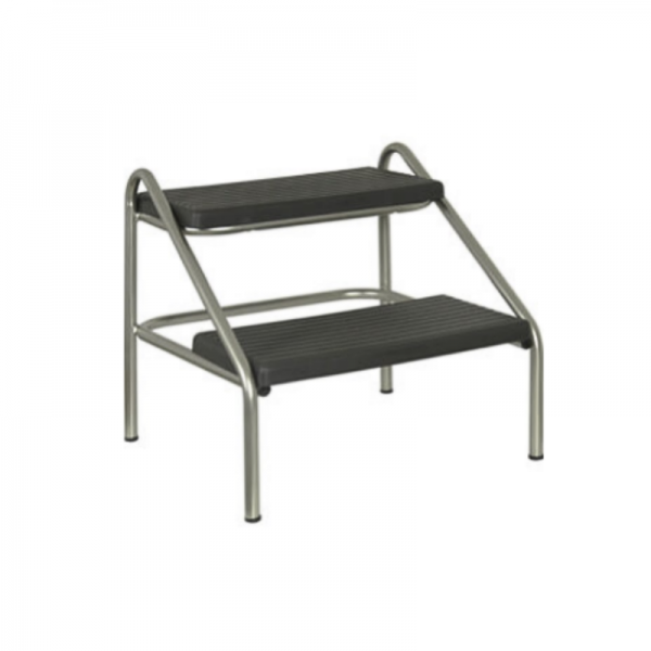 Patient access bench: two sections, made of chrome-plated steel with non-slip support surface Patient access bench: two sections, made of chrome-plated steel with non-slip support surface