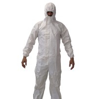 Disposable coverall with CE 2163 Certificate: With elastic cuffs, hood and ankles and front closure with covered zipper Disposable coverall with CE 2163 Certificate: With elastic cuffs, hood and ankles and front closure with covered zipper