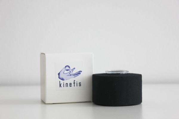Tape Kinefis Excellent 3.75cm x 10m: Inelastic sports bandage (black color)